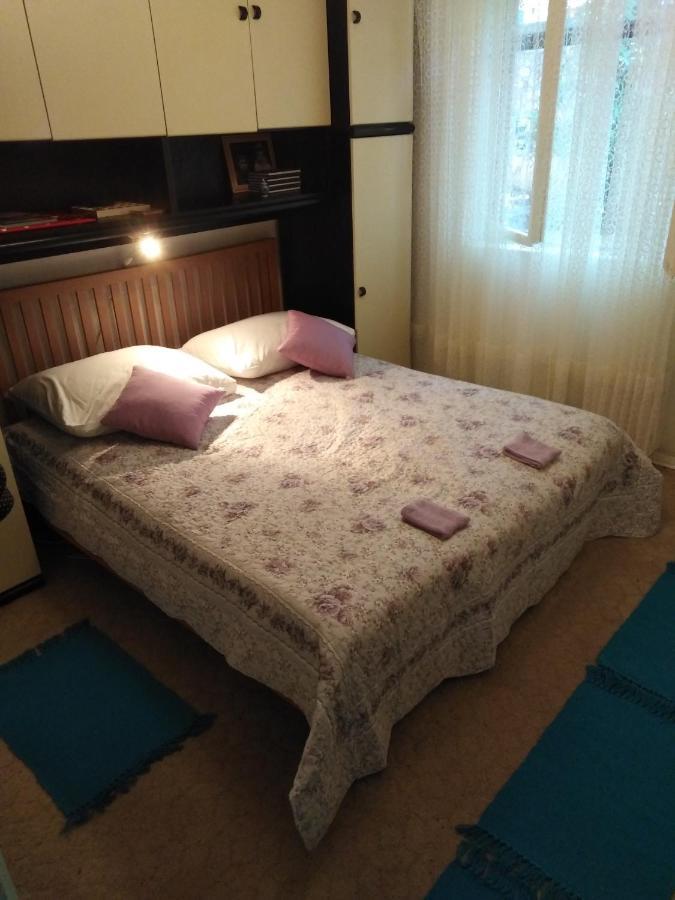 Apartman Mimi Кленовица Екстериор снимка